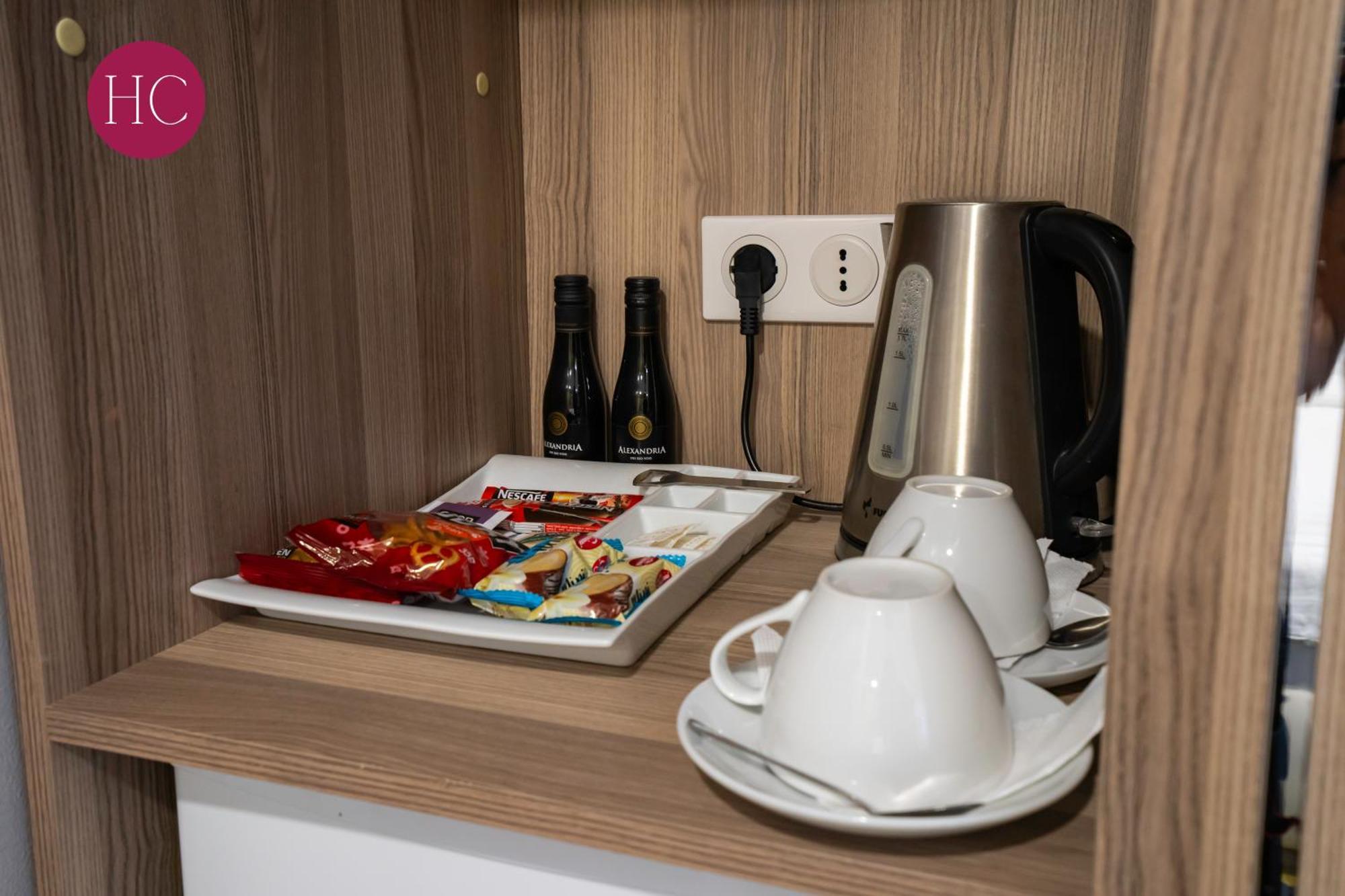 Central Hotel, Fitness And Spa Vinica ภายนอก รูปภาพ