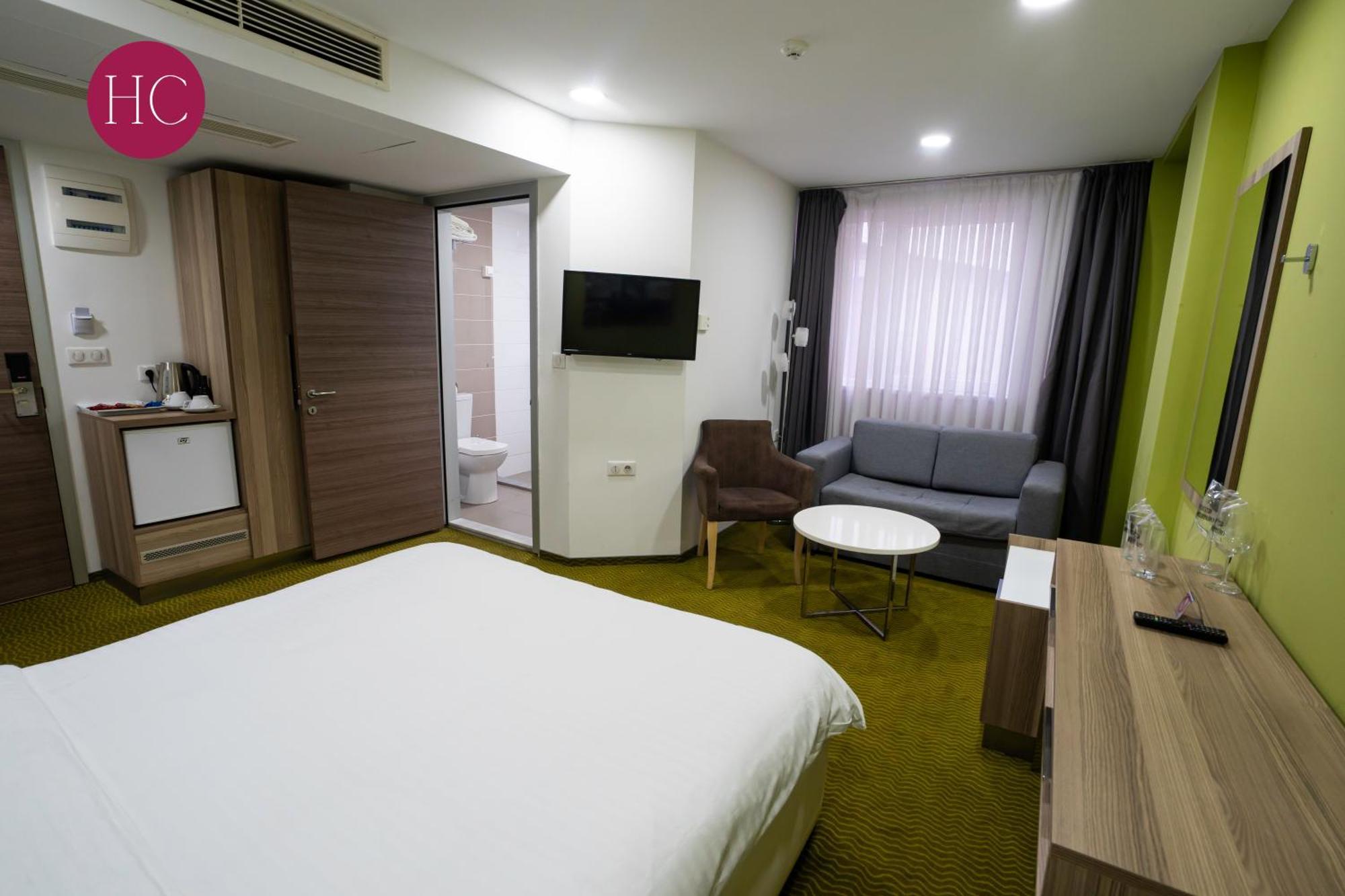 Central Hotel, Fitness And Spa Vinica ภายนอก รูปภาพ