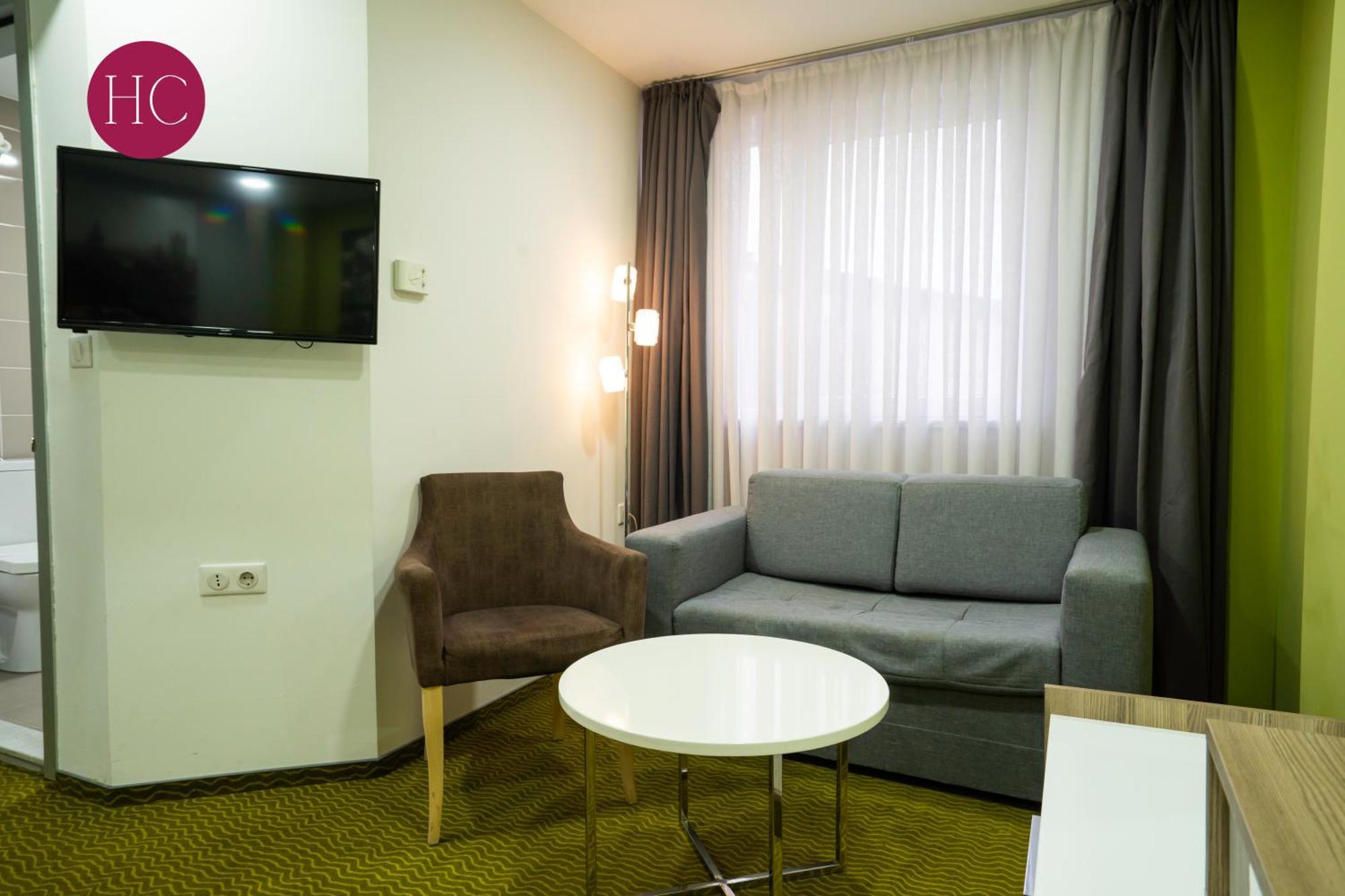 Central Hotel, Fitness And Spa Vinica ภายนอก รูปภาพ