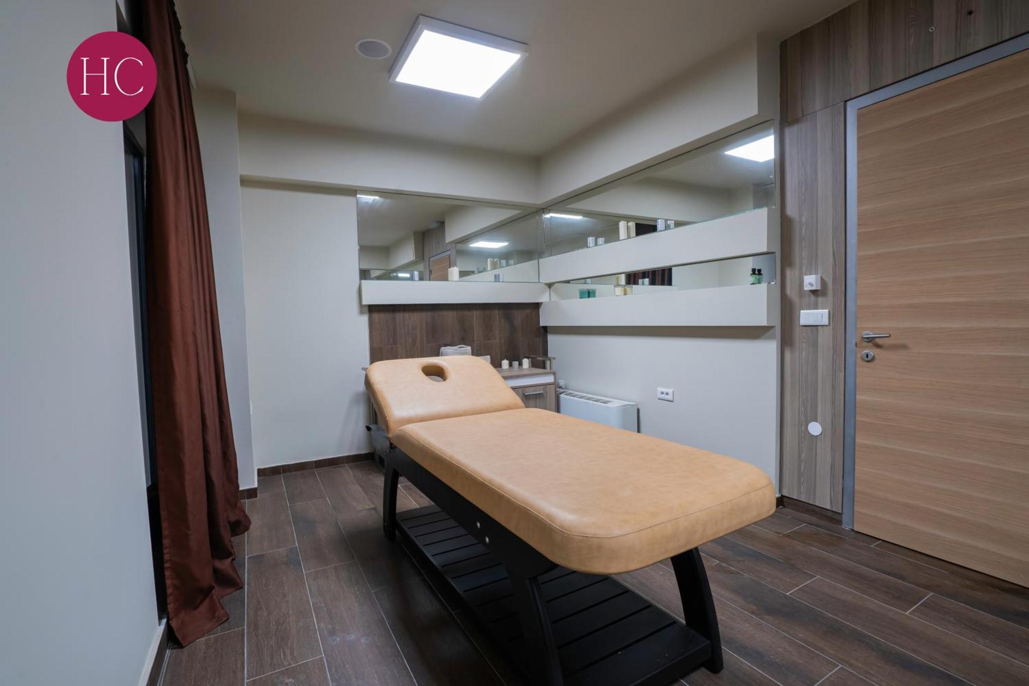 Central Hotel, Fitness And Spa Vinica ภายนอก รูปภาพ